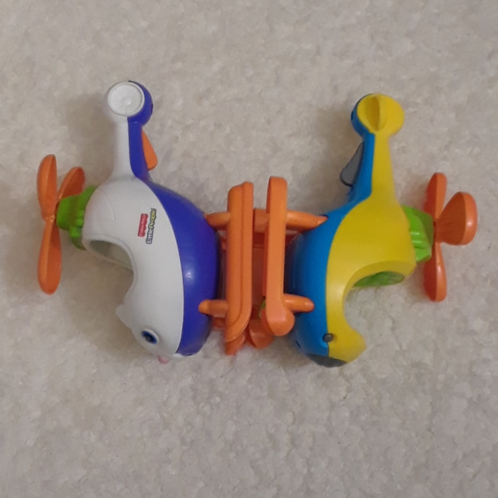 Fisher-Price Little People Spin n Fly - Picture 10 of 16